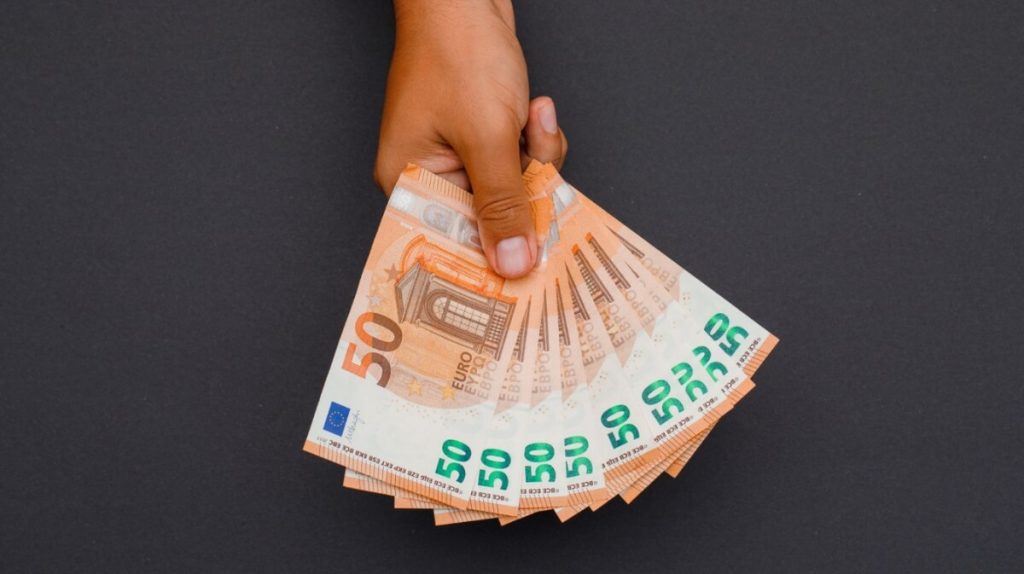 Billet marque au feutre noir